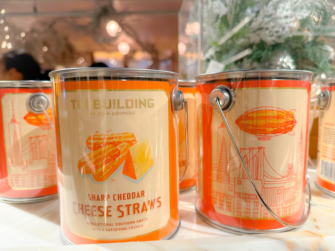 NYで1番おしゃれなフードホールマーケット The Tin Building by